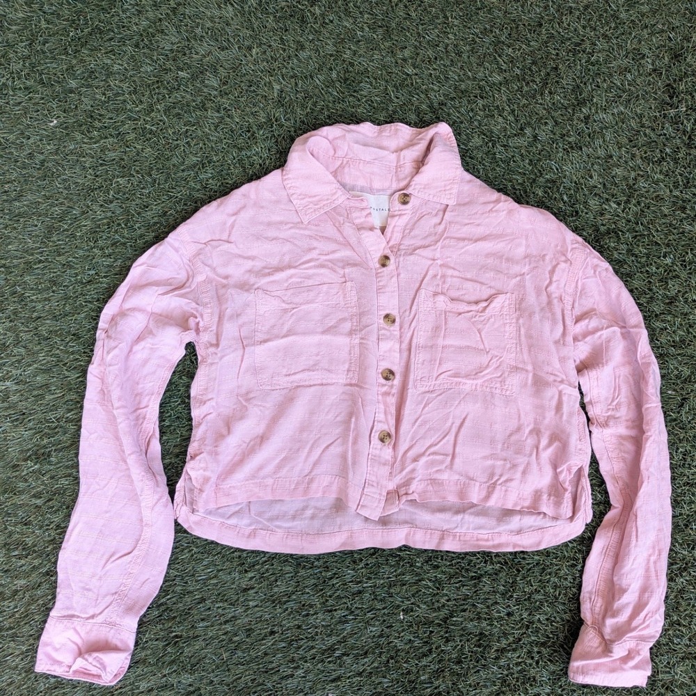Aeropostale Womens Pink Rayon Cropped ButtonDown Shirt Long Sleeve S Sheer